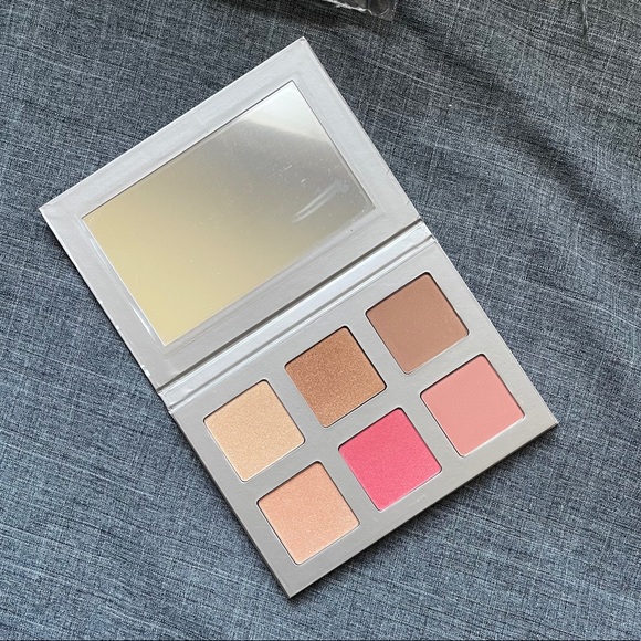 ICONIC LONDON Blaze Chaser Face Palette - Picture 2 of 7